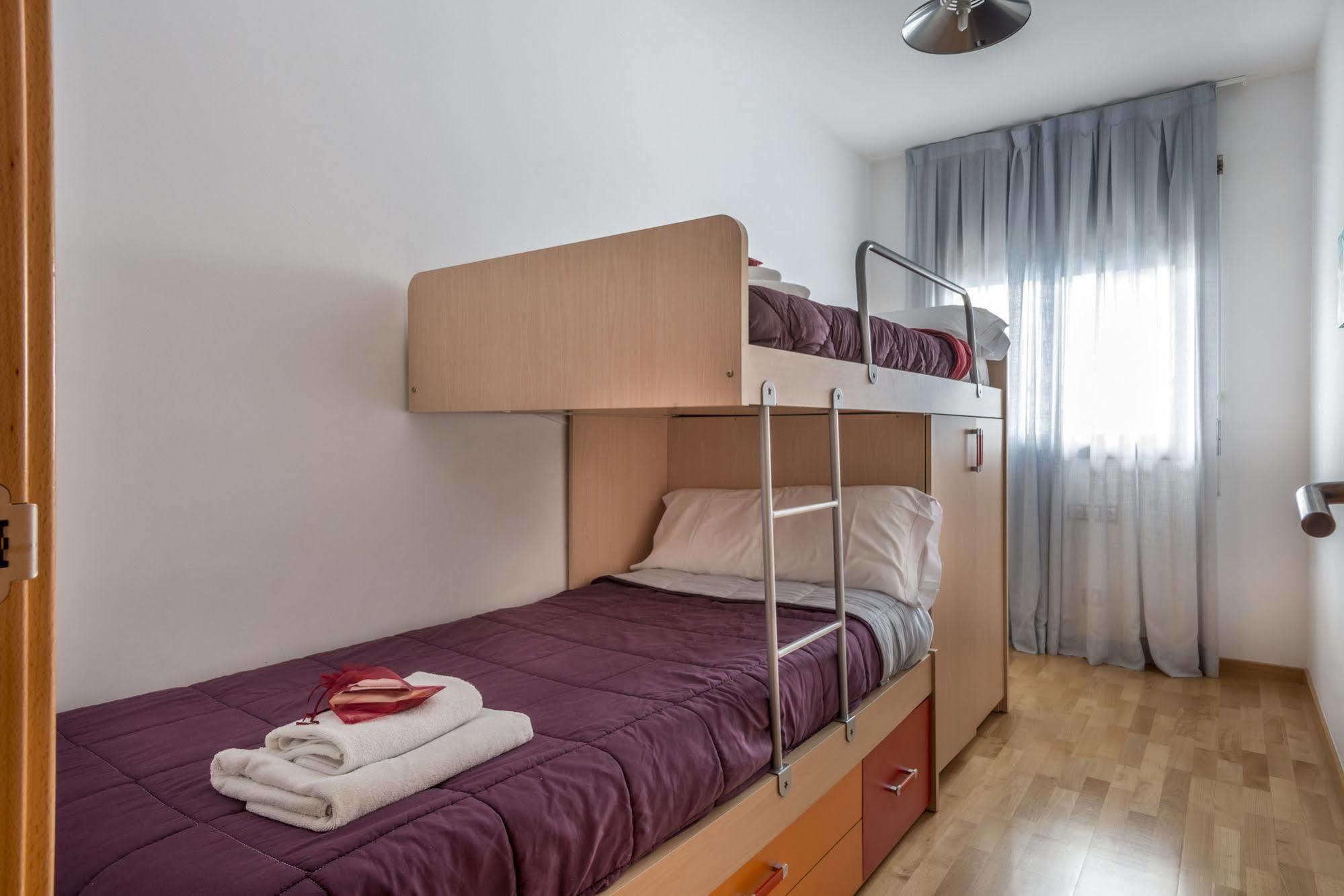 Alcam Badalona Playa Norte Екстериор снимка